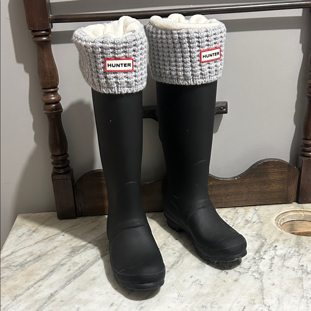 Hunter Classic Black Rain Boots with Cream Knit Cuffs